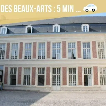 - Centre-ville - Parking